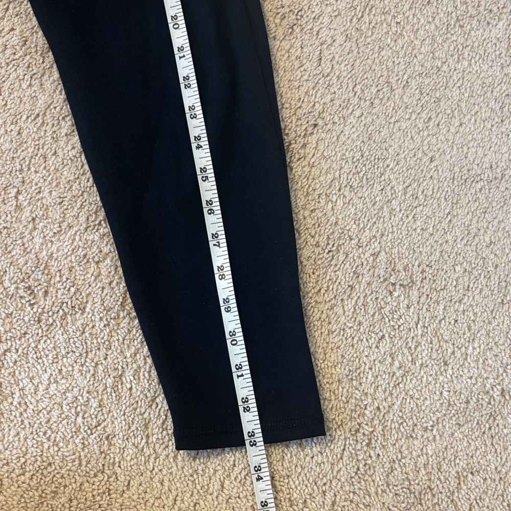 Classic Black Women's Leggings - Picture 4 of 4